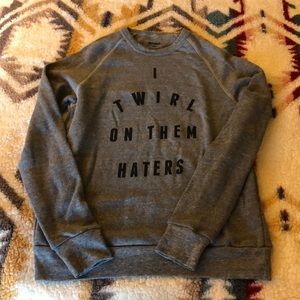 NWOT BEYONCÉ 🐝 crew neck sweater